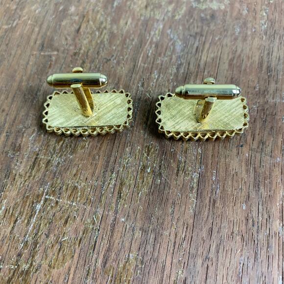 Vintage Retro Gold Tone Green Vomit Resin Filigree Detail Cufflinks Cuff Links - Picture 5 of 6